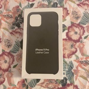 COPY - iPhone 11 Pro Leather Case Black